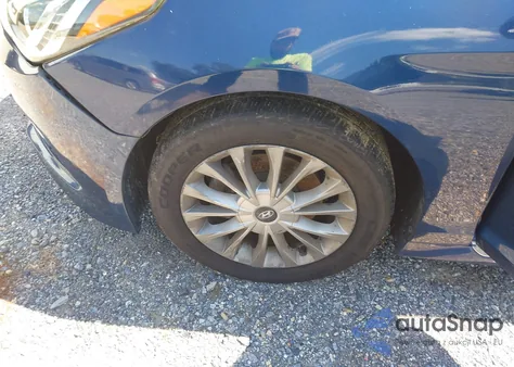 2015 Hyundai Sonata Limited z USA, uszkodzony, nr VIN 5NPE34AF0FH043109